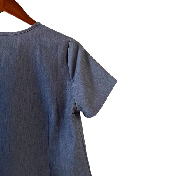 Figs NEW Catarina One Pocket Scrub Top In Gray Size S - Picture 9 of 13